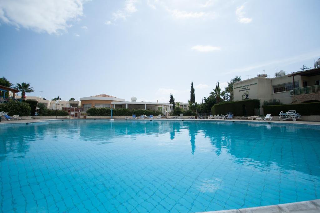 Santa Barbara Complex Limassol Exterior foto
